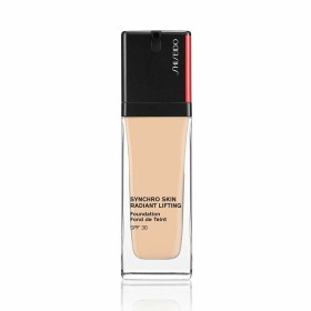 Liquid Make Up Base Synchro Skin Radiant Lifting Shiseido 220 (30 ml) by Shiseido, Foundations - Ref: S4509701, Price: 47,65 ...