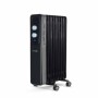 Oil-filled Radiator (9 chamber) Universal Blue by Universal Blue, Fans and cooling - Ref: S7843466, Price: 70,76 €, Discount: %