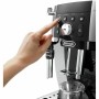 Cafeteira Superautomática DeLonghi ECAM 250.23.SB Preto Prateado 1450 W 15 bar 250 g 1,8 L de DeLonghi, Máquinas de café auto...