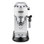 Cafetera Express de Brazo DeLonghi EC 685.W 1300 W Blanco Negro Plateado 1300 W 15 bar 1,1 L de DeLonghi, Cafeteras automátic...