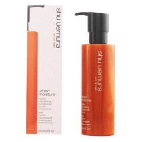 Après shampoing nutritif Urban Moisture Shu Uemura (250 ml) de Shu Uemura, Après-shampooings - Réf : S0554214, Prix : 49,37 €...