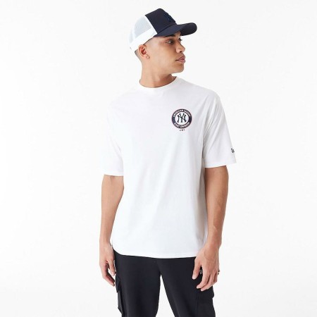 Men’s Short Sleeve T-Shirt New Era MLB PLAYER GRPHC OS TEE NEYYAN 60435538 White by New Era, Shirts & Tees - Ref: S2030013, P...