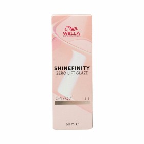 Coloration Permanente Wella Shinefinity Nº 04/07 (60 ml) de Wella, Coloration permanente - Réf : S4259070, Prix : 13,55 €, Re...