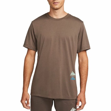 Camiseta de Manga Corta Hombre Nike Dri-FIT Marrón de Nike, Hombre - Ref: S64109744, Precio: 32,56 €, Descuento: %