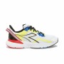 Scarpe da Running per Adulti Diadora Mythos Blushield Volo 3 Bianco Uomo di Diadora, Uomo - Rif: S64112289, Prezzo: 115,46 €,...