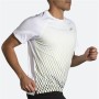 Maglia a Maniche Corte Uomo Brooks Atmosphere 2.0 Bianco | Tienda24 - Global Online Shop Tienda24.eu