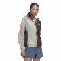 Casaco Corta-Vento Adidas Agr Rain JW Branco Cinzento de Adidas, Mulher - Ref: S64127316, Preço: 135,47 €, Desconto: %