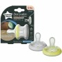 Schnuller Tommee Tippee Natural Night Shape 2 Stück von Tommee Tippee, Schnuller und Beißringe - Ref: S7100288, Preis: 25,95 ...