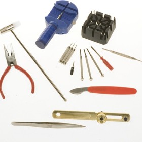 Kit de herramientas Reloj de pulsera de BigBuy Tools, Herramientas y kits de reparación - Ref: S7230802, Precio: 39,14 €, Des...