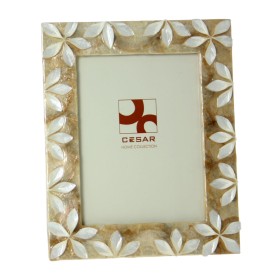 Photo frame Alexandra House Living Brown Mother of pearl 22 X 1 X 27 CM by Alexandra House Living, Table and wall frames - Re...