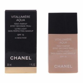 Base per Trucco Fluida Vitalumière Aqua Chanel di Chanel, Fondotinta - Rif: S0559949, Prezzo: 54,23 €, Sconto: %