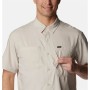 T-shirt à manches courtes homme Columbia Silver Ridge™ Utility Beige | Tienda24 Tienda24.eu