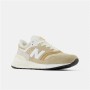 Sapatilhas de Running para Adultos New Balance 997R Dolce Marrom claro | Tienda24 Tienda24.eu