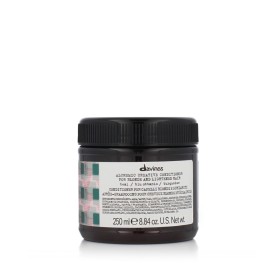 Conditioner for Blonde or Graying Hair Davines NaturalTech™ 250 ml by Davines, Conditioners - Ref: S8308224, Price: 32,80 €, ...