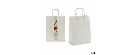  Shopping bags and baskets 
