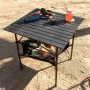 Mesa de Camping Plegable con Cesta y Funda Folble InnovaGoods de InnovaGoods, Mesas - Ref: V0103862, Precio: 43,86 €, Descuen...