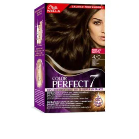 Teinture permanente Wella Color Perfect 7 Nº 4/0 Cheveux gris 60 ml Châtain Moyen de Wella, Coloration permanente - Réf : S05...