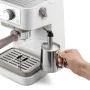 Express Coffee Machine DeLonghi Silver by DeLonghi, Bean-to-Cup Coffee Machines - Ref: S7833150, Price: 143,13 €, Discount: %