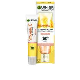 Fluido Hidratante Garnier Vitamin C - Glow Antimanchas 40 ml de Garnier, Tratamentos para manchas - Ref: S05120796, Preço: 16...