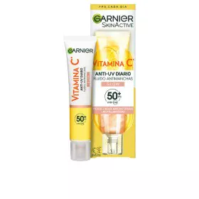 Fluido Hidratante Garnier Vitamin C - Glow Antimanchas 40 ml de Garnier, Tratamentos para manchas - Ref: S05120796, Preço: 15...