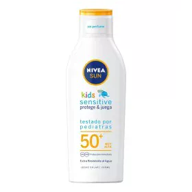 Crème solaire Nivea NIVEA SUN Spf 50 200 ml de Nivea, Filtres solaires - Réf : S05126377, Prix : 16,17 €, Remise : %