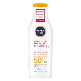 Anti-allergic Sun Protector Sensitive Nivea (200 ml) 50+ (200 ml) by Nivea, Sun filters - Ref: S0566808, Price: 13,44 €, Disc...