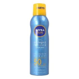 Spray Protecteur Solaire Sun Protege & Refresca Nivea 50 (200 ml) de Nivea, Filtres solaires - Réf : S0583966, Prix : 16,07 €...