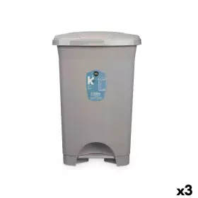 Papelera con Pedal Gris Plástico 50 L (3 Unidades) de BigBuy Home, Papeleras - Ref: S3632361, Precio: 46,33 €, Descuento: %