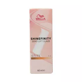 Tintura Permanente Wella Shinefinity Nº 07/75 (60 ml) di Wella, Colore permanente - Rif: S4259084, Prezzo: 13,20 €, Sconto: %