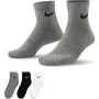 Calcetines Deportivos Nike Everyday Lightweight Gris 3 pares de Nike, Hombre - Ref: S64109233, Precio: 13,55 €, Descuento: %