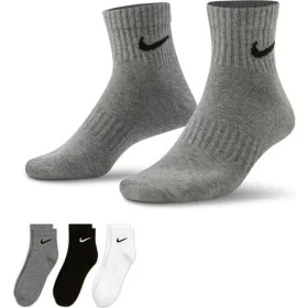 Calzini Sportivi Nike Everyday Lightweight Grigio 3 paia di Nike, Uomo - Rif: S64109233, Prezzo: 13,55 €, Sconto: %