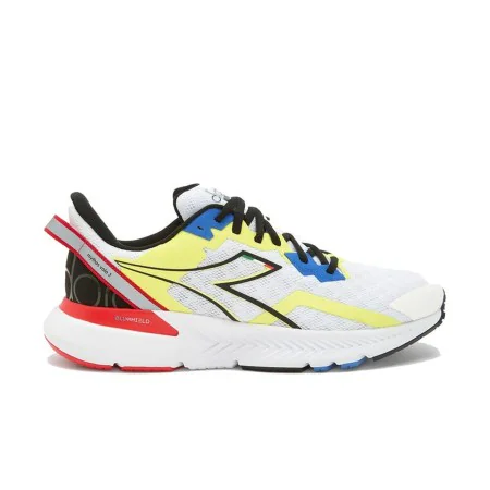 Sapatilhas de Running para Adultos Diadora Mythos Blushield Volo 3 Branco Homem de Diadora, Homem - Ref: S64112289, Preço: 11...