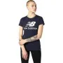 Camisola de Manga Curta Mulher New Balance Essentials Stacked Logo Azul (L) de New Balance, Mulher - Ref: S64127786, Preço: 2...