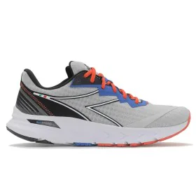 Sapatilhas de Running para Adultos Diadora Mythos Blushield Volo 2 Homem Cinzento claro de Diadora, Homem - Ref: S6470591, Pr...