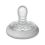 Succhietto Tommee Tippee Natural Night Shape 2 Unità di Tommee Tippee, Succhietti e massaggiagengive - Rif: S7100288, Prezzo:...