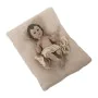 Figura Decorativa Alexandra House Living Beige Plástico Niño Jesús 10 x 13 x 19 cm Cojín de Alexandra House Living, Coleccion...