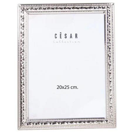 Moldura de Fotos Alexandra House Living Prateado Metal 22 x 27 x 1 cm de Alexandra House Living, Molduras de parede e mesa - ...