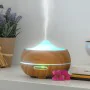 Humidificateur à Diffuseur d'Arômes avec LED Multicolore Wooden-Effect InnovaGoods de InnovaGoods, Humidificateurs - Réf : V0...