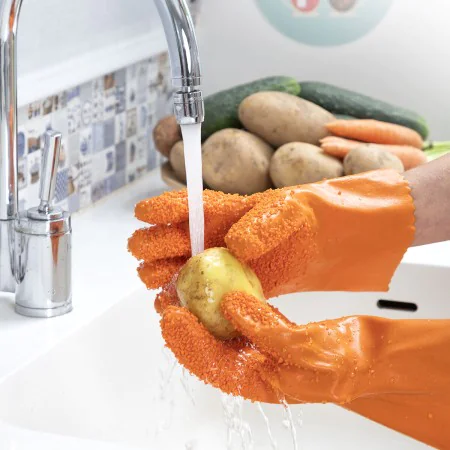 Gants Nettoyants de Fruits et Légumes Glinis InnovaGoods de InnovaGoods, Eplucheurs et zesteurs - Réf : V0103617, Prix : 8,91...