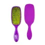 Brosse Démêlante The Wet Brush Violet Amplificateur de brillance de The Wet Brush, Brosses - Réf : M0121103, Prix : 8,78 €, R...