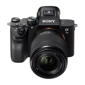 Cámara Digital Sony Alpha 7 III + 28-70mm EVIL de Sony, Cámaras EVIL - Ref: S7814668, Precio: 3,00 €, Descuento: %