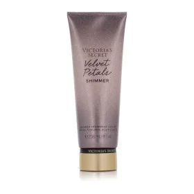 Loção Corporal Victoria's Secret Velvet Petals Shimmer 236 ml de Victoria's Secret, Hidratantes - Ref: S8319277, Preço: 21,70...