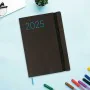 Agenda Finocam Nero A5 14,8 x 21 cm 2025 di Finocam, Diari per appuntamenti e agende - Rif: S8437135, Prezzo: 11,63 €, Sconto: %